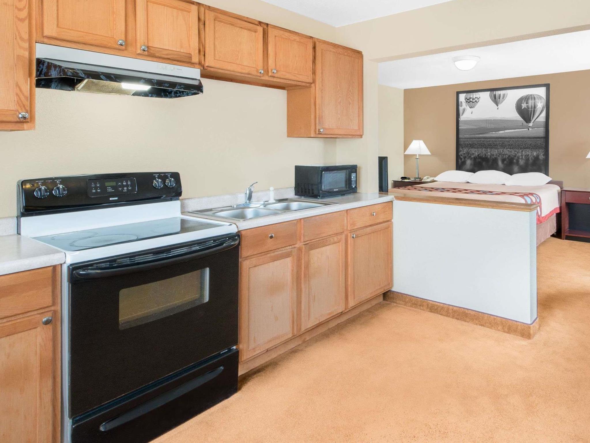 Super 8 By Wyndham Marshalltown Εξωτερικό φωτογραφία