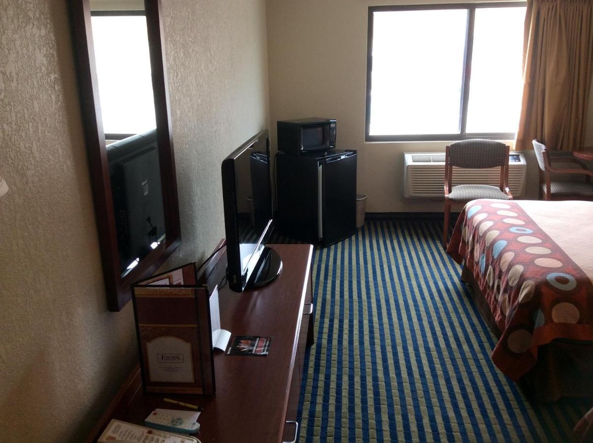 Super 8 By Wyndham Marshalltown Δωμάτιο φωτογραφία